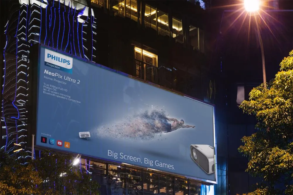 Philips x Olympics, Affiche du nageur sur un grand panneau en façade